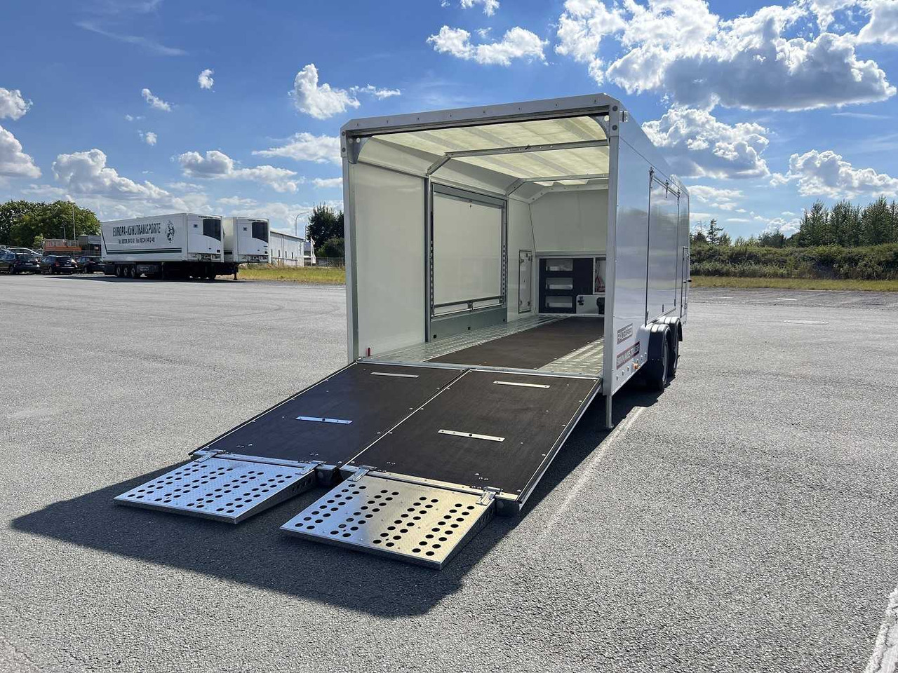 BRIAN_JAMES Race Sport 340-5010 Autotransporter geschlossen - Автотранспортна приколка: слика 3 BRIAN_JAMES Race Sport 340-5010 Autotransporter geschlossen - Автотранспортна приколка: слика 3
