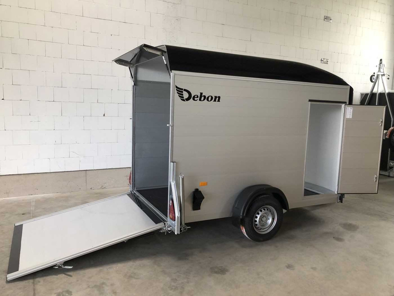 CHEVAL LIBERTE DEBON C300 Roadster Kofferanhänger - Приколка за мотоцикл: слика 5 CHEVAL LIBERTE DEBON C300 Roadster Kofferanhänger - Приколка за мотоцикл: слика 5