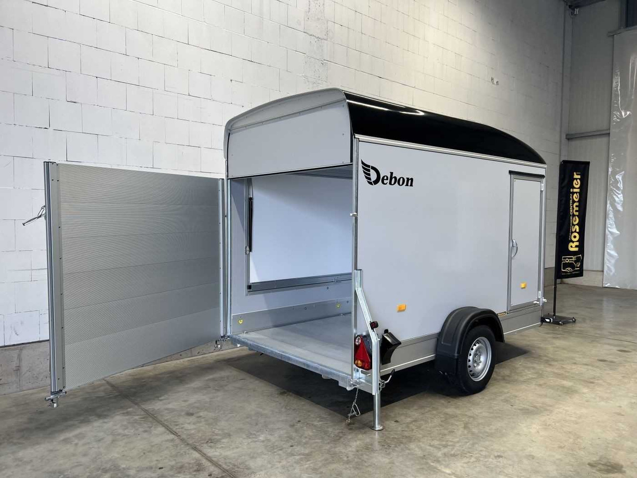 CHEVAL LIBERTE DEBON C400 Roadster Verkl Tür Kofferanhänger - Приколка за мотоцикл: слика 3 CHEVAL LIBERTE DEBON C400 Roadster Verkl Tür Kofferanhänger - Приколка за мотоцикл: слика 3