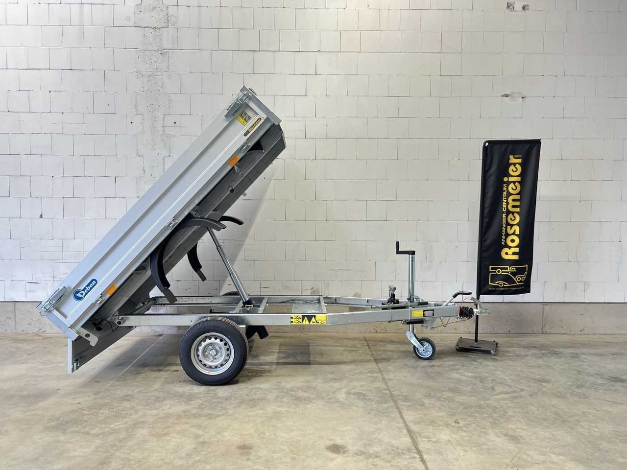 CHEVAL LIBERTE DEBON PW0E Eco 1500 Rückwärtskipper - Кипер приколка: слика 1 CHEVAL LIBERTE DEBON PW0E Eco 1500 Rückwärtskipper - Кипер приколка: слика 1
