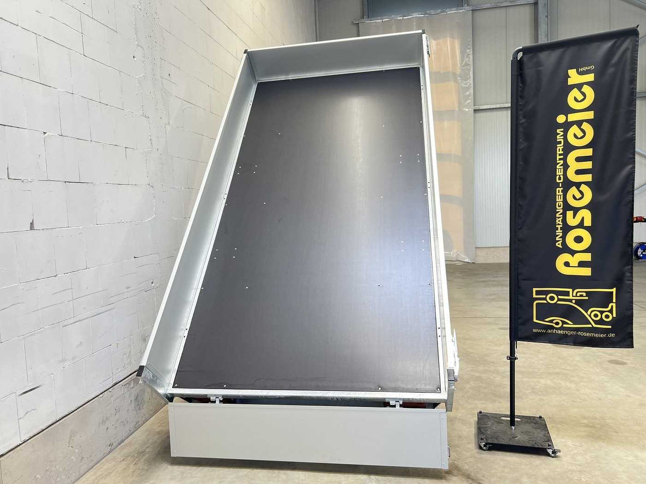 CHEVAL LIBERTE DEBON PW1.2 Eco Rückwärtskipper - Кипер приколка: слика 4 CHEVAL LIBERTE DEBON PW1.2 Eco Rückwärtskipper - Кипер приколка: слика 4