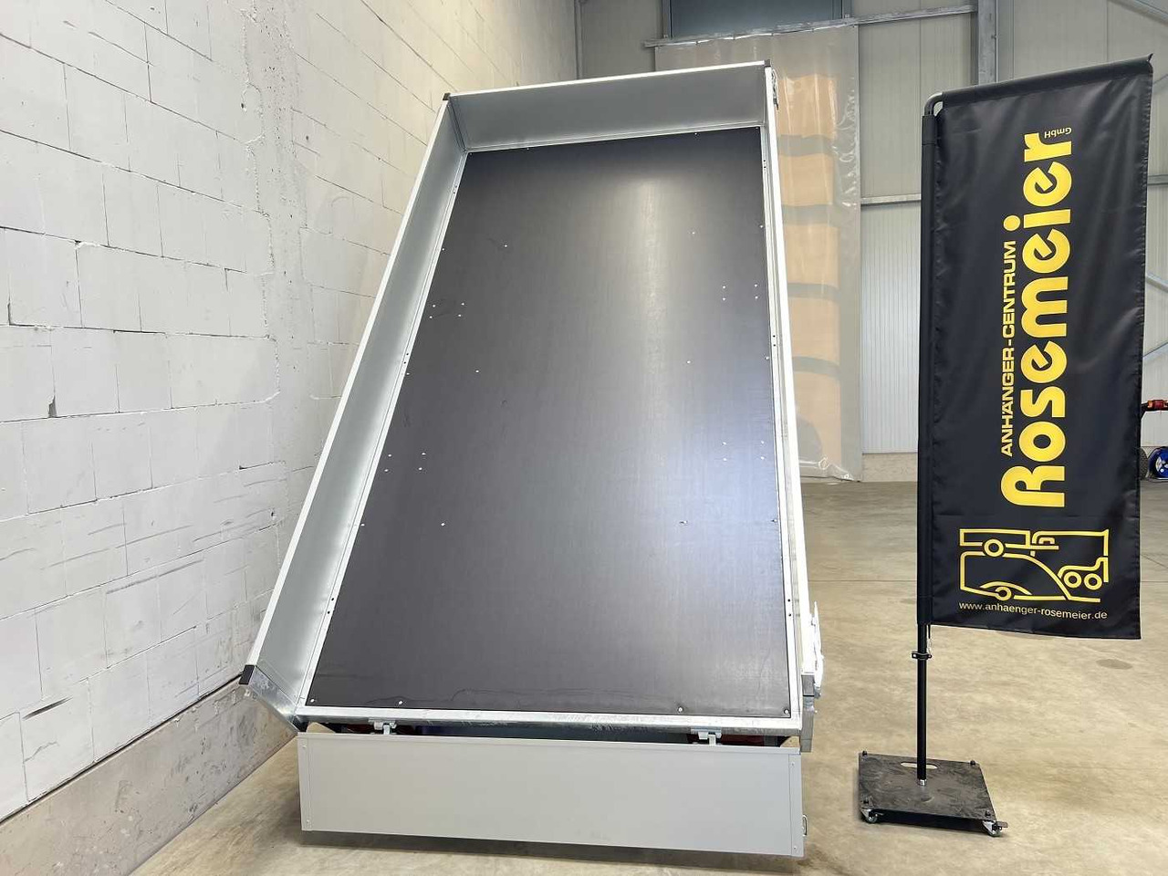 CHEVAL LIBERTE DEBON PW1.2 Eco Rückwärtskipper - Кипер приколка: слика 3 CHEVAL LIBERTE DEBON PW1.2 Eco Rückwärtskipper - Кипер приколка: слика 3