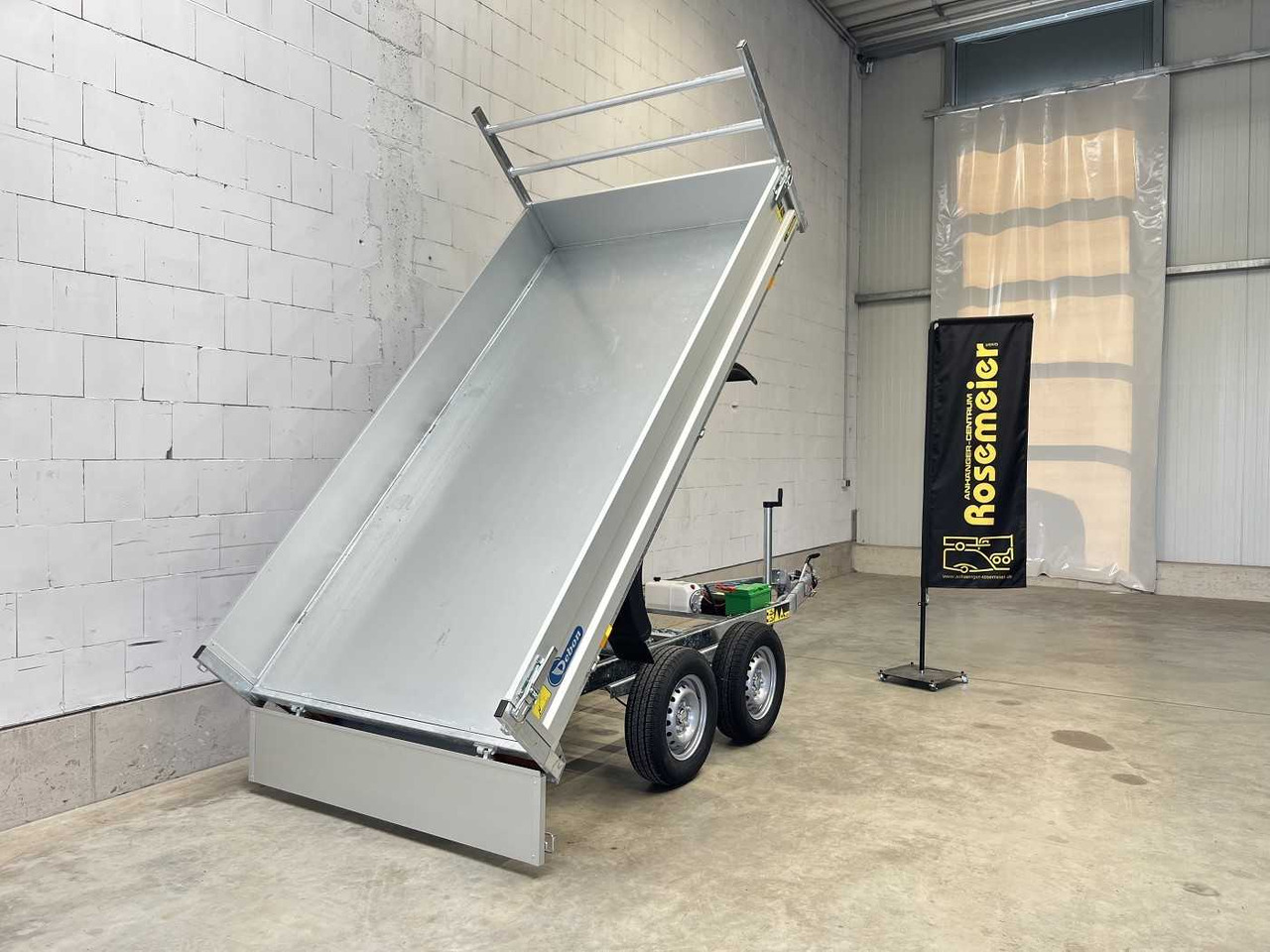 CHEVAL LIBERTE DEBON PW1.2E Lux E-Pumpe Rückwärtskipper - Кипер приколка: слика 2 CHEVAL LIBERTE DEBON PW1.2E Lux E-Pumpe Rückwärtskipper - Кипер приколка: слика 2