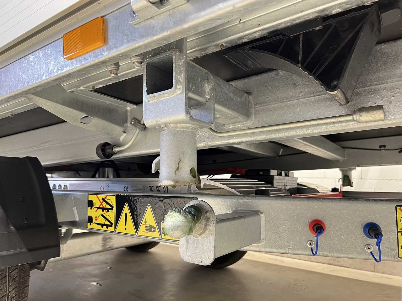 Нов Кипер приколка CHEVAL LIBERTE DEBON PW2.4E Rampen Stützen Dreiseitenkipper: слика 18 Нов Кипер приколка CHEVAL LIBERTE DEBON PW2.4E Rampen Stützen Dreiseitenkipper: слика 18