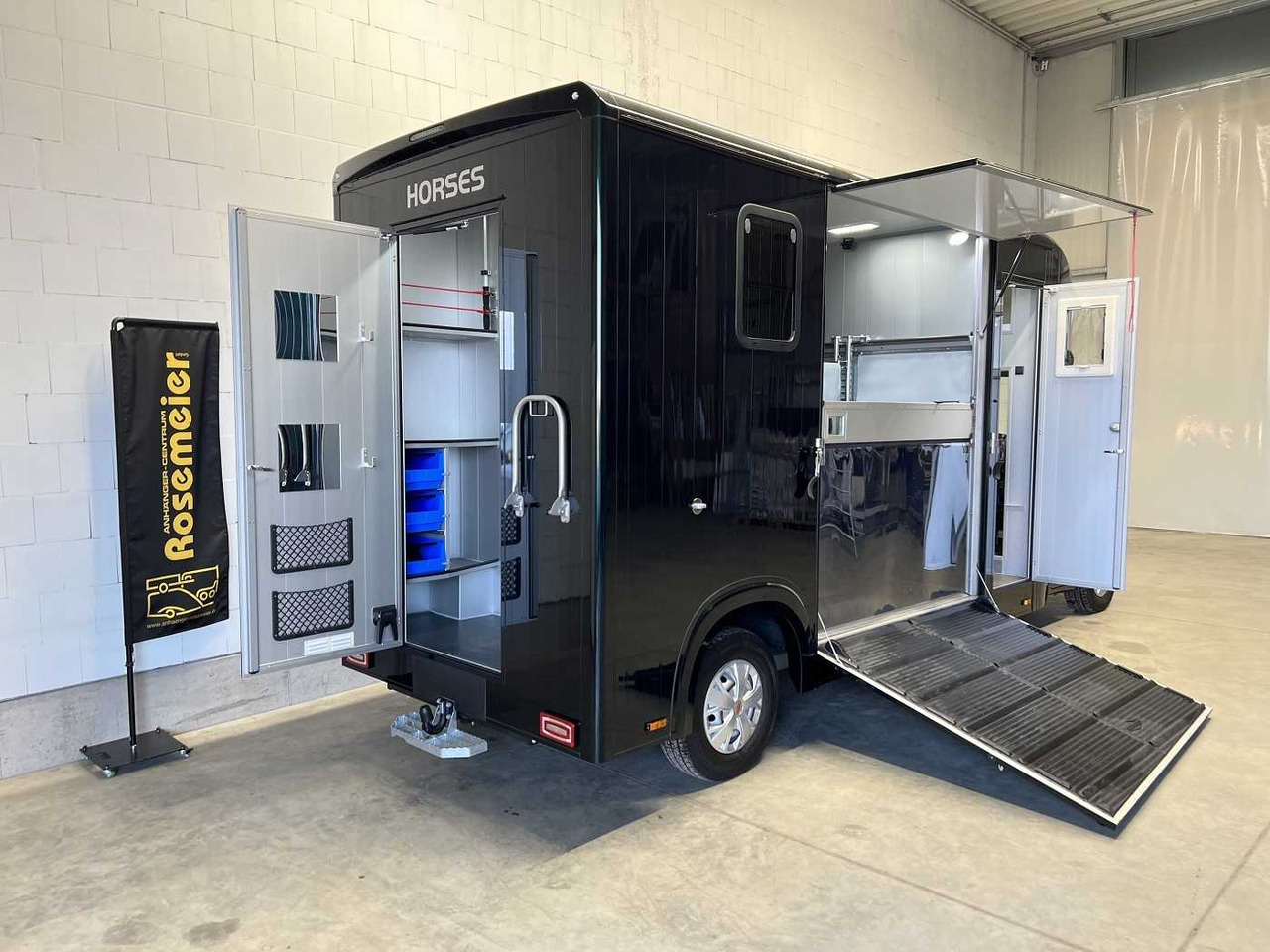 Fiat Böckmann Compact L+ Stall Tour LKW - Камион за коњи: слика 5 Fiat Böckmann Compact L+ Stall Tour LKW - Камион за коњи: слика 5