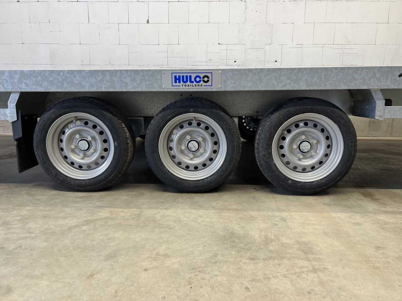 Нов Автотранспортна приколка HULCO Carax-3 3500 Autotransporter: слика 8