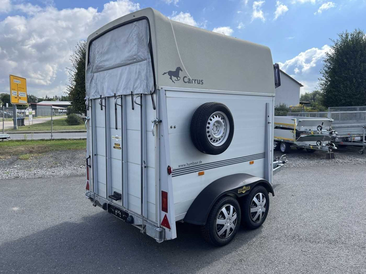 HUMBAUR HP 2000 Pferdeanhänger - Автомобил приколка: слика 3 HUMBAUR HP 2000 Pferdeanhänger - Автомобил приколка: слика 3