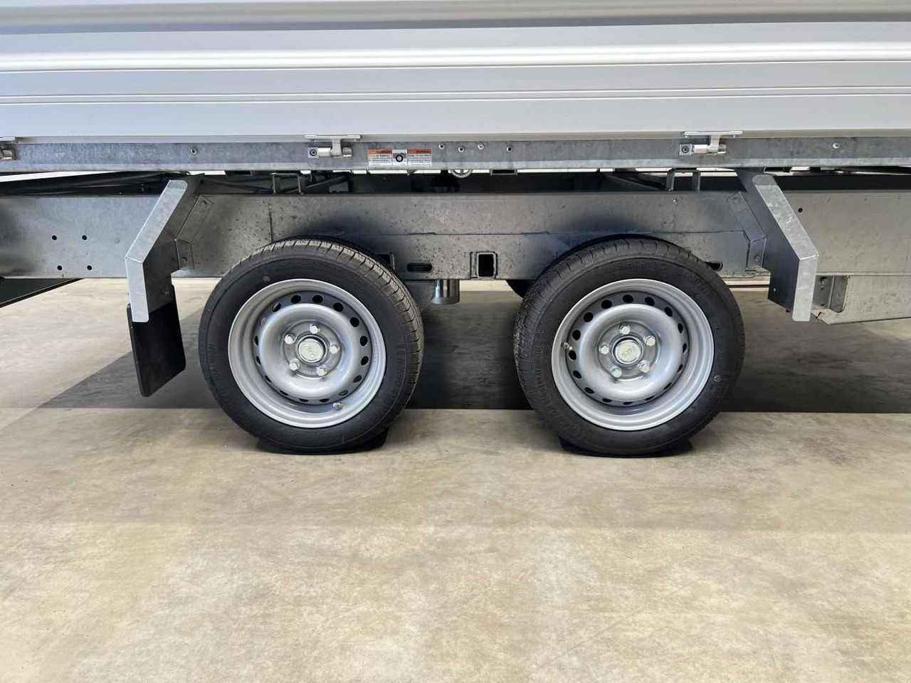 Нов Кипер приколка HUMBAUR HTK 3500.31 Dreiseitenkipper: слика 20