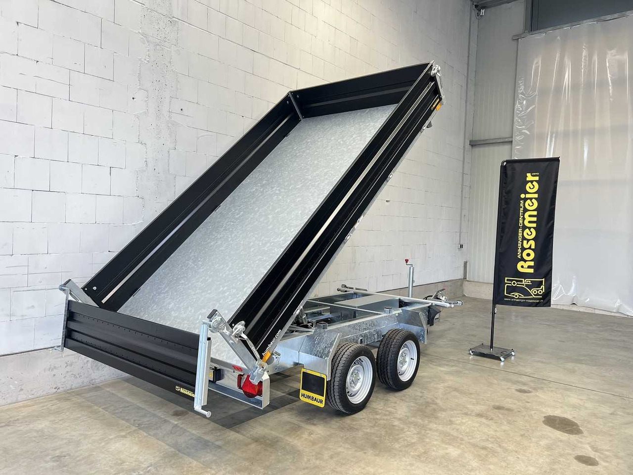 HUMBAUR HTK 3500.31 Stahl Black Dreiseitenkipper - Кипер приколка: слика 2 HUMBAUR HTK 3500.31 Stahl Black Dreiseitenkipper - Кипер приколка: слика 2