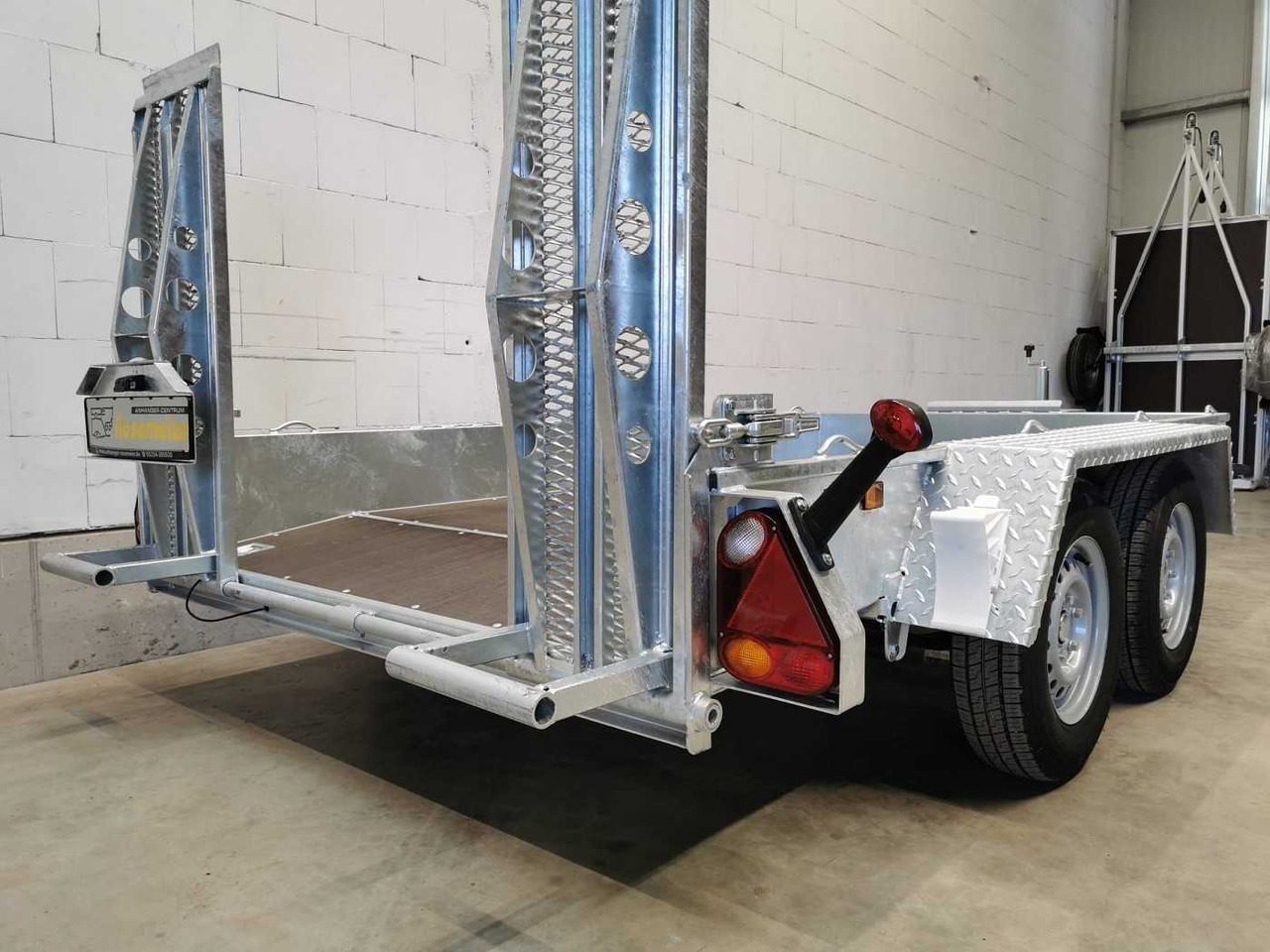 VARIANT 2716 B3 Maschinentransporter - Приколка: слика 4 VARIANT 2716 B3 Maschinentransporter - Приколка: слика 4
