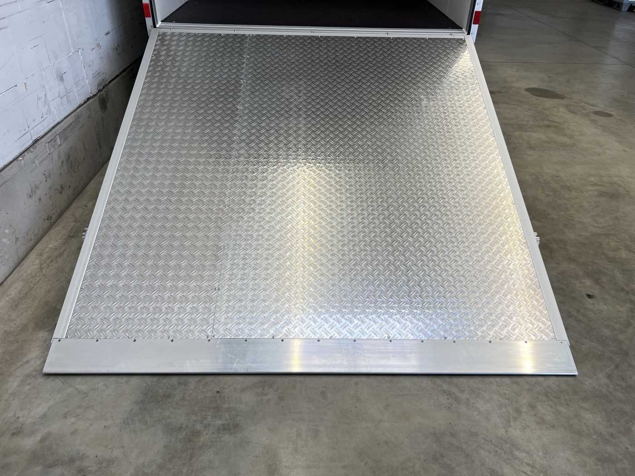 UNSINN UKH 3017-30-14 Kofferanhänger Hochlader - Автомобил приколка: слика 3 UNSINN UKH 3017-30-14 Kofferanhänger Hochlader - Автомобил приколка: слика 3