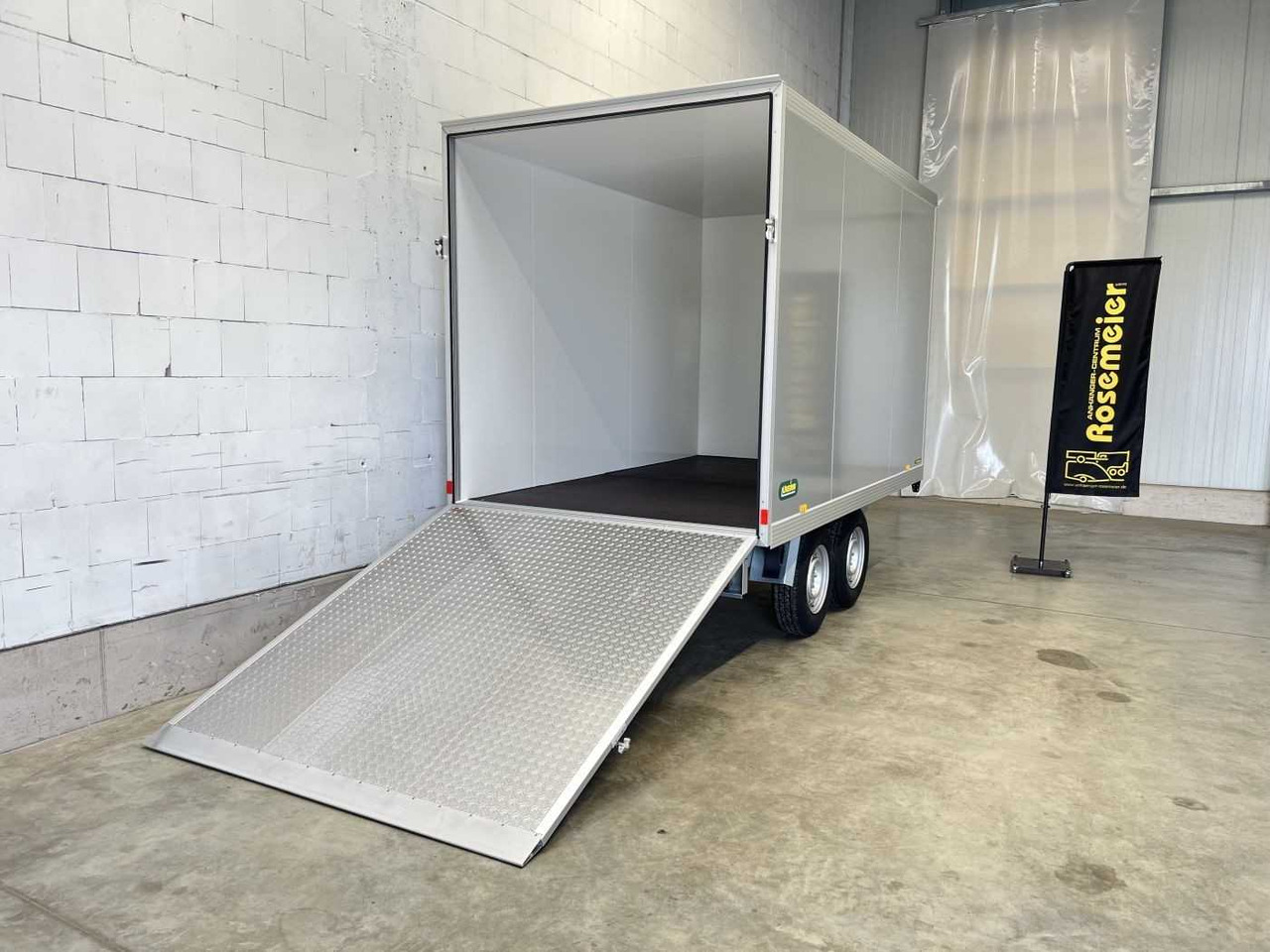 UNSINN UKH 3017-30-14 Kofferanhänger Hochlader - Автомобил приколка: слика 2 UNSINN UKH 3017-30-14 Kofferanhänger Hochlader - Автомобил приколка: слика 2