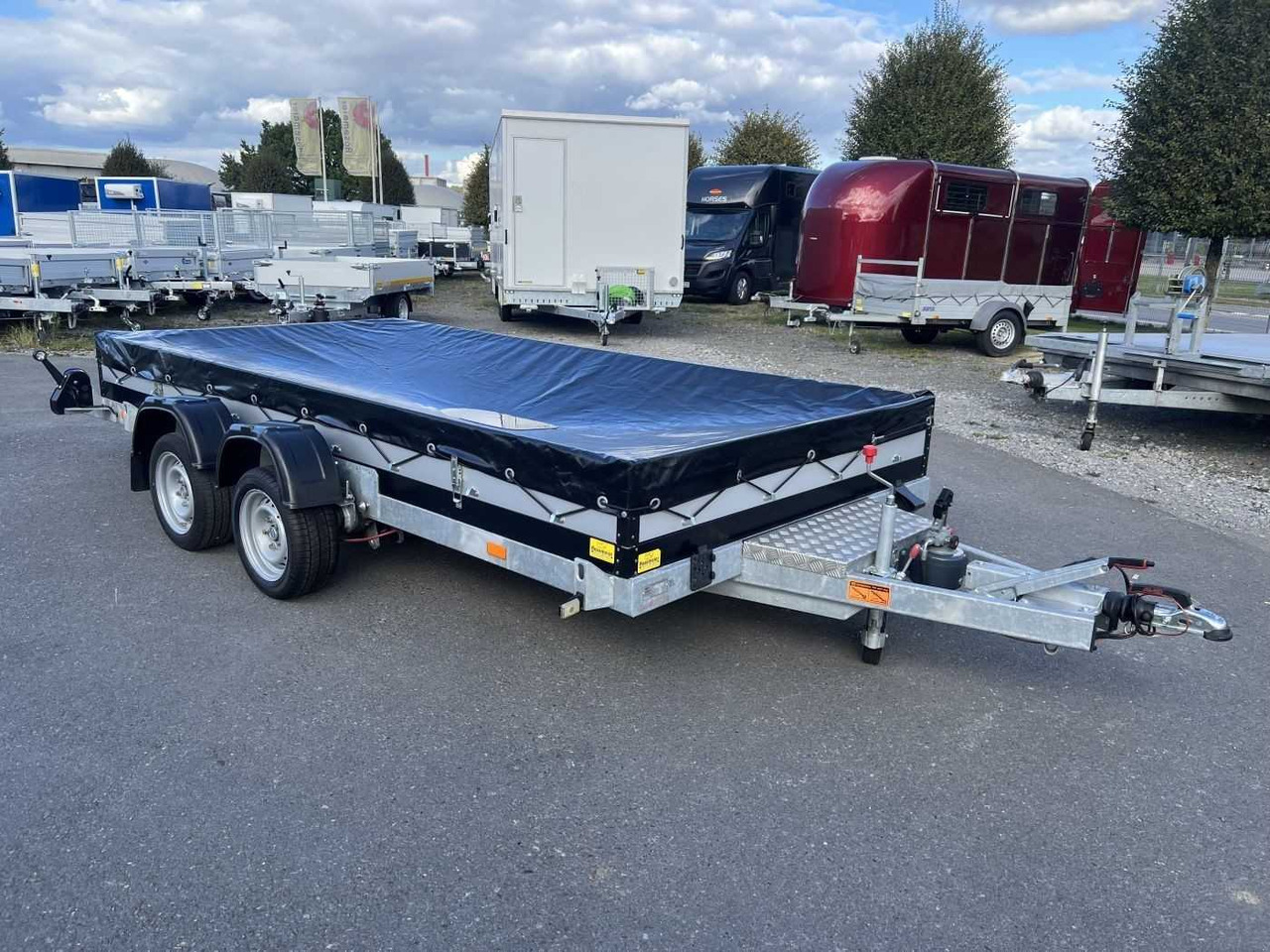 VEZEKO Husky Car FB 27.39 Autotransporter - Роло/ Подизач приколка: слика 1 VEZEKO Husky Car FB 27.39 Autotransporter - Роло/ Подизач приколка: слика 1