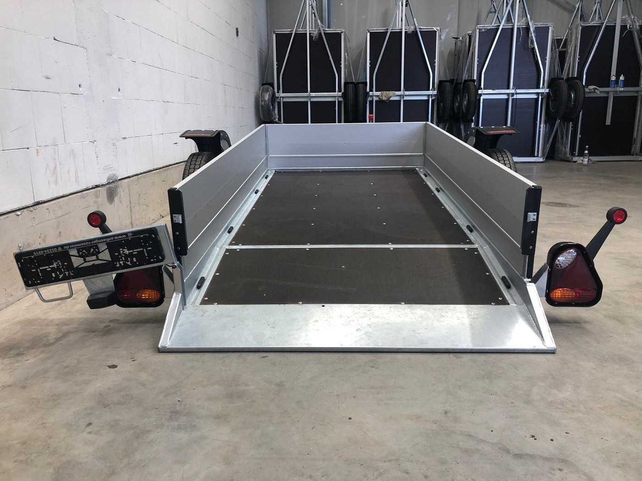 VEZEKO Husky F 10.25 Bordwandaufsatz Absenker - Роло/ Подизач приколка: слика 2 VEZEKO Husky F 10.25 Bordwandaufsatz Absenker - Роло/ Подизач приколка: слика 2