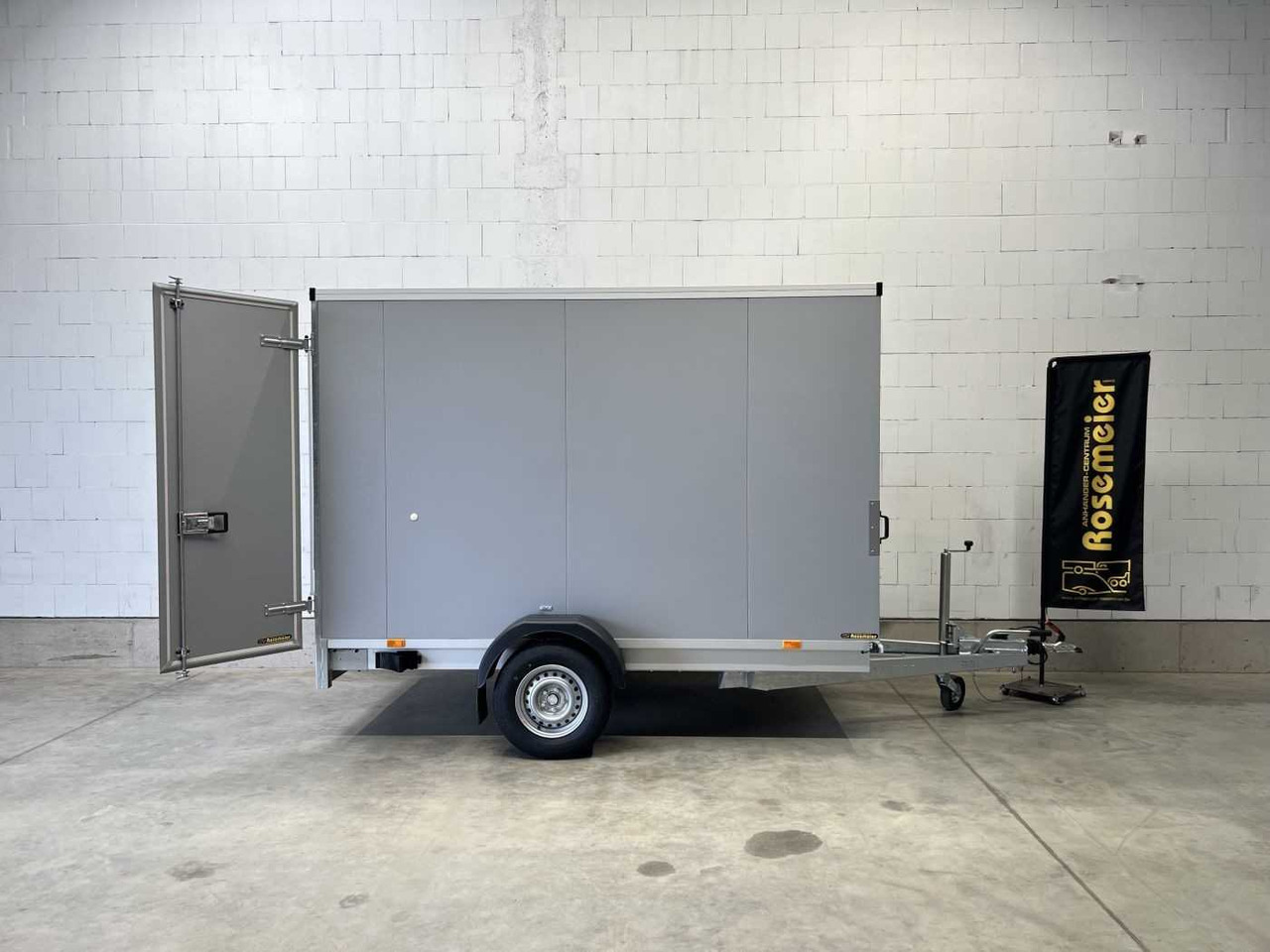 VEZEKO TK B 15.30 Kofferanhänger - Приколка сандучар: слика 1 VEZEKO TK B 15.30 Kofferanhänger - Приколка сандучар: слика 1
