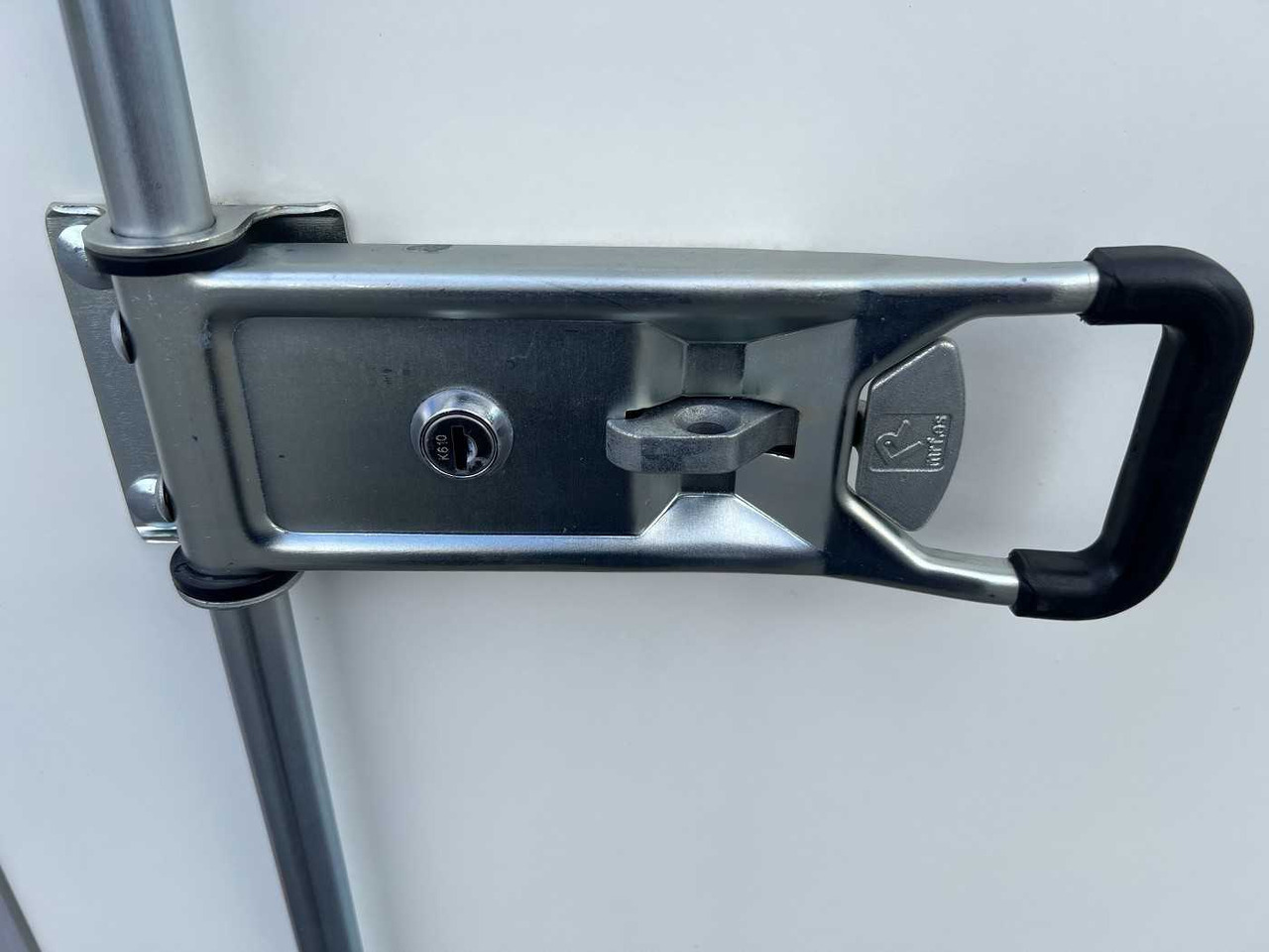 Нов Приколка сандучар WM MEYER AZ 2760/200 S40 Kofferanhänger: слика 25 Нов Приколка сандучар WM MEYER AZ 2760/200 S40 Kofferanhänger: слика 25