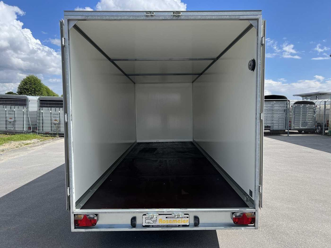 Нов Приколка сандучар WM MEYER AZ 2760/200 S40 Kofferanhänger: слика 10 Нов Приколка сандучар WM MEYER AZ 2760/200 S40 Kofferanhänger: слика 10