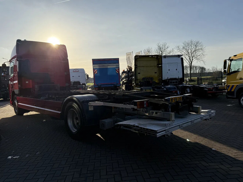 DAF CF 75 CF75-250 4X2 SPACECAB/RENOVA/STEEL/AIR/AIRCO/HOLLAND TRUCK - Транспортер на контејнер/ Камион со променливо тело: слика 5 DAF CF 75 CF75-250 4X2 SPACECAB/RENOVA/STEEL/AIR/AIRCO/HOLLAND TRUCK - Транспортер на контејнер/ Камион со променливо тело: слика 5