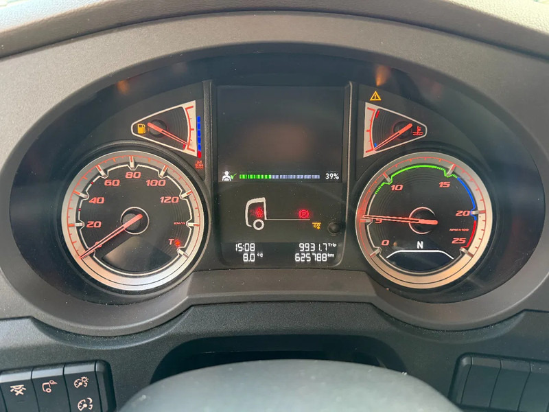 DAF XF 530 XF530 6X2 FTG SSC / EURO6 D / RETARDER / STANDAIRCO / SCHUIFSCHOTEL - Камион влекач: слика 4 DAF XF 530 XF530 6X2 FTG SSC / EURO6 D / RETARDER / STANDAIRCO / SCHUIFSCHOTEL - Камион влекач: слика 4