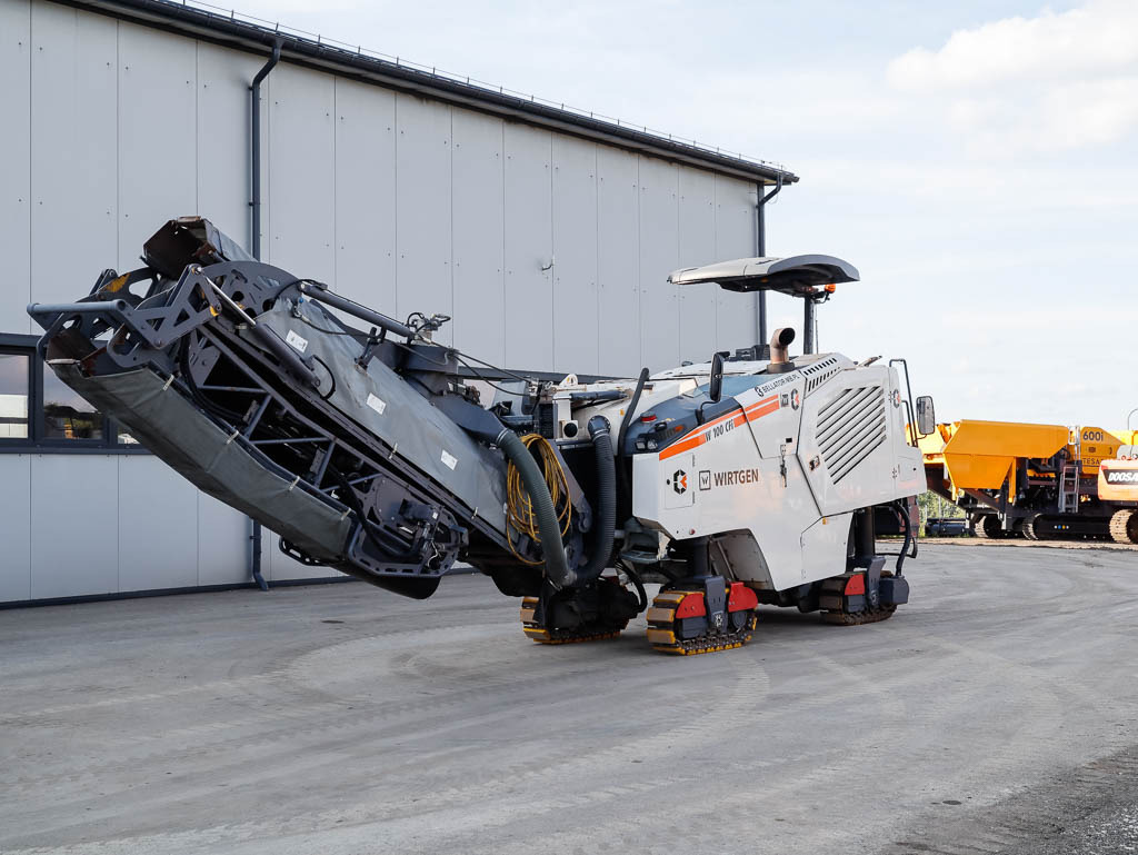 WIRTGEN W 100 CFi - Асфалтна мелница: слика 2 WIRTGEN W 100 CFi - Асфалтна мелница: слика 2