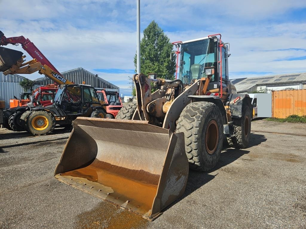 CASE 621 D - Натоварувач на тркала: слика 1 CASE 621 D - Натоварувач на тркала: слика 1