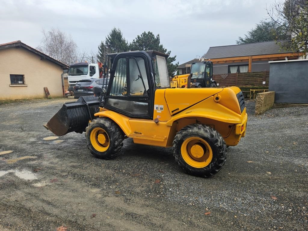 JCB 520.50 - Телескопски ракувач: слика 5 JCB 520.50 - Телескопски ракувач: слика 5