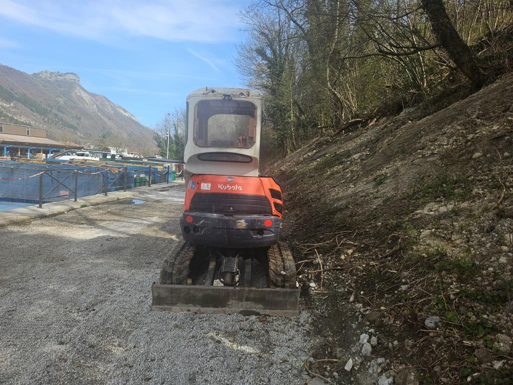 KUBOTA U 25 - Мини багер: слика 5 KUBOTA U 25 - Мини багер: слика 5