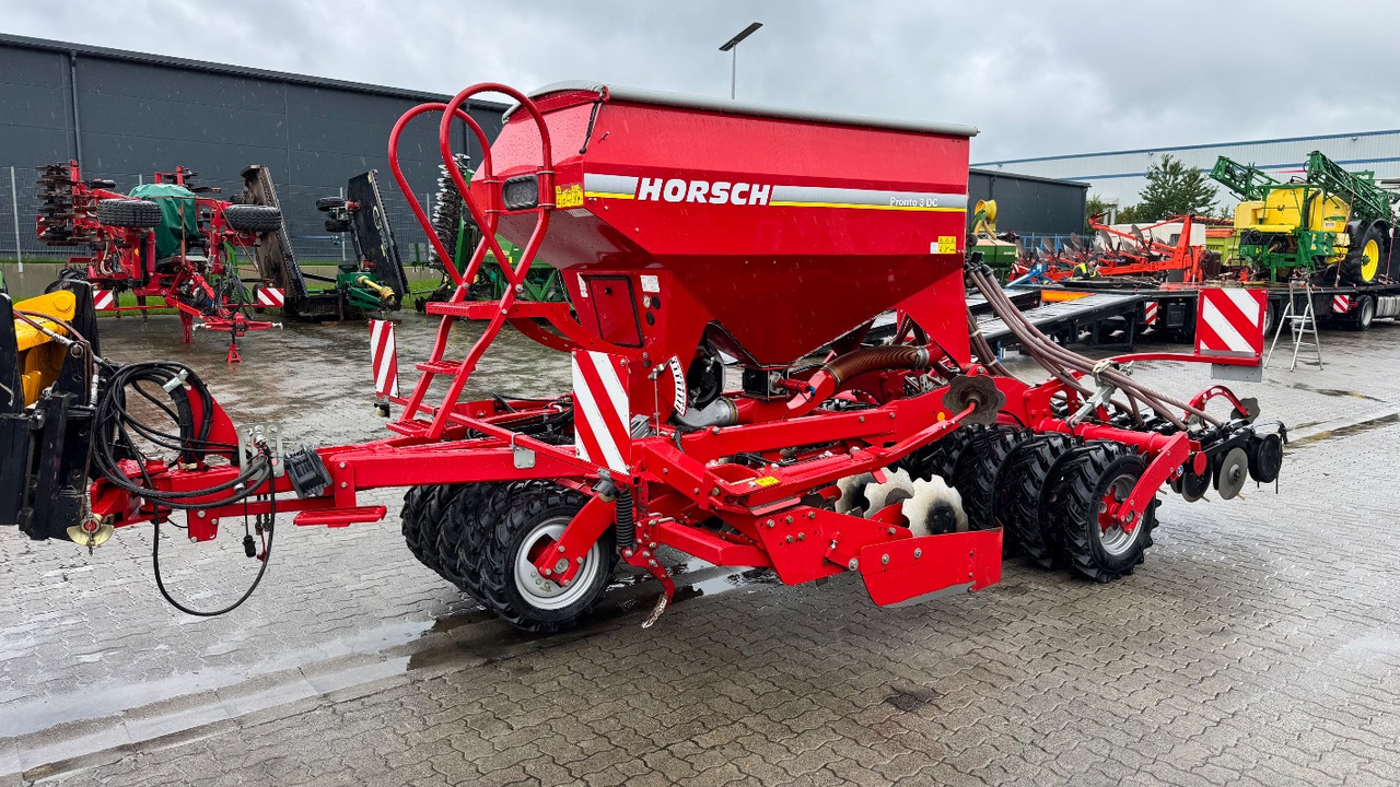 Horsch Pronto 3DC Top Zustand - Семенска дупчалка: слика 4 Horsch Pronto 3DC Top Zustand - Семенска дупчалка: слика 4