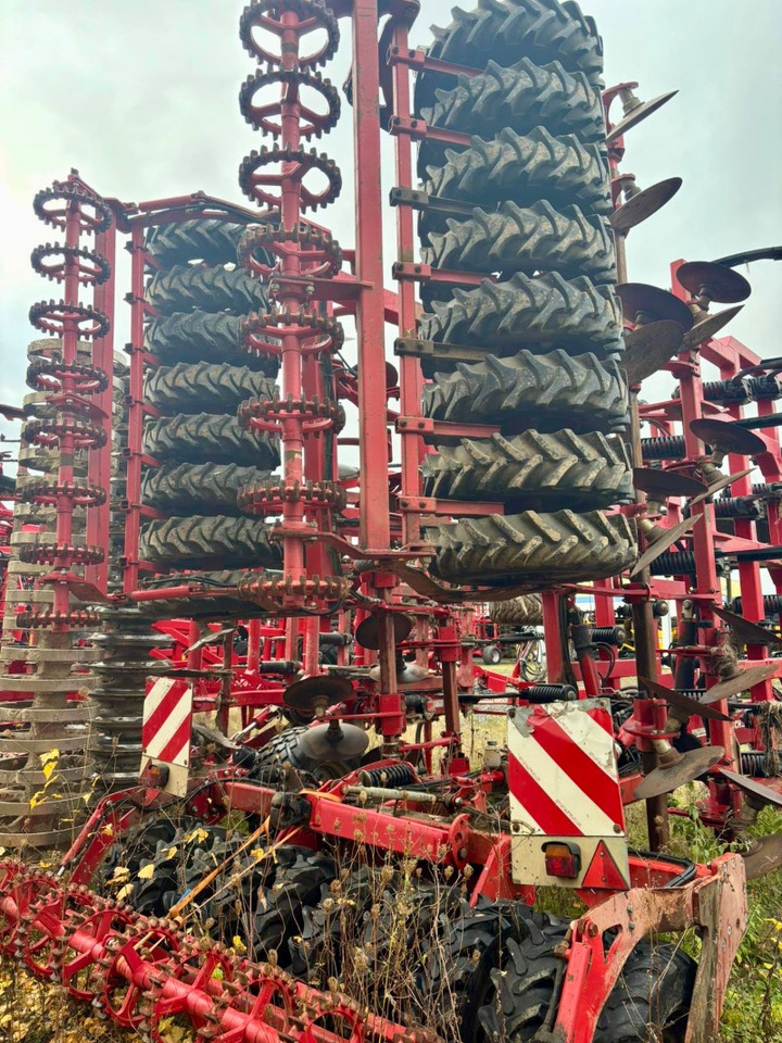 Horsch Tiger 8AS Reifenpacker - Култиватор: слика 2 Horsch Tiger 8AS Reifenpacker - Култиватор: слика 2