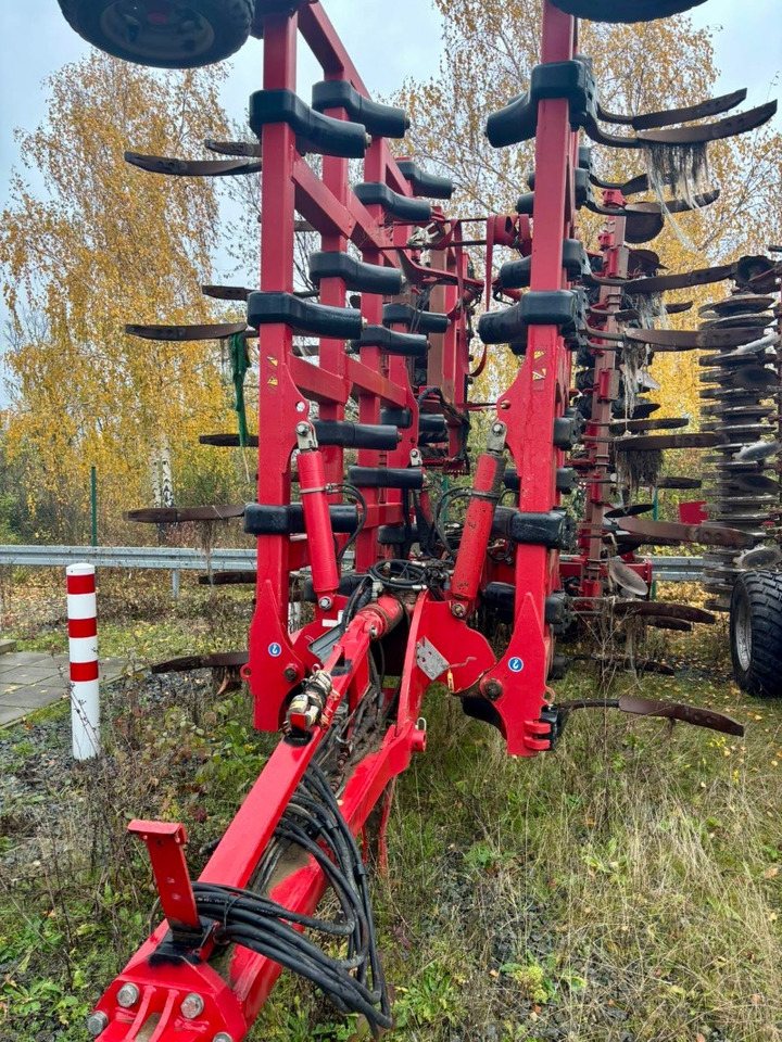 Horsch Tiger 8AS Reifenpacker - Култиватор: слика 1 Horsch Tiger 8AS Reifenpacker - Култиватор: слика 1