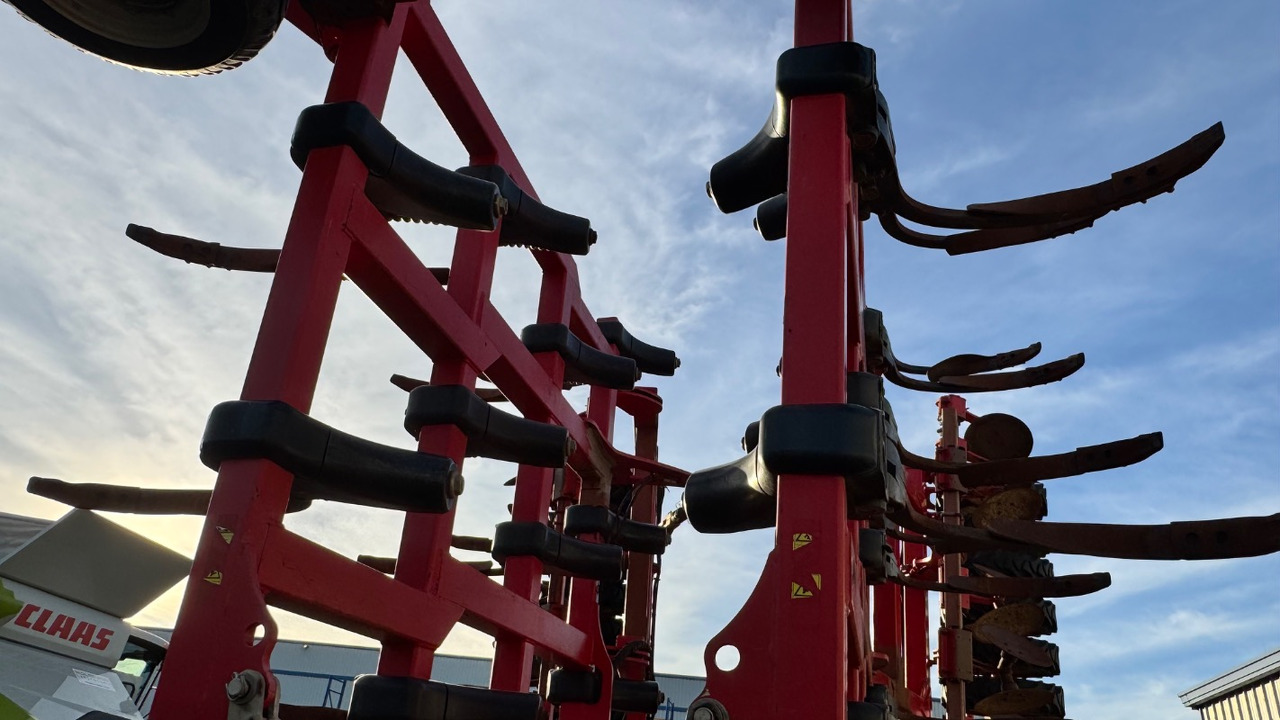 Horsch Tiger 8AS Reifenpacker TopRing - Култиватор: слика 2 Horsch Tiger 8AS Reifenpacker TopRing - Култиватор: слика 2