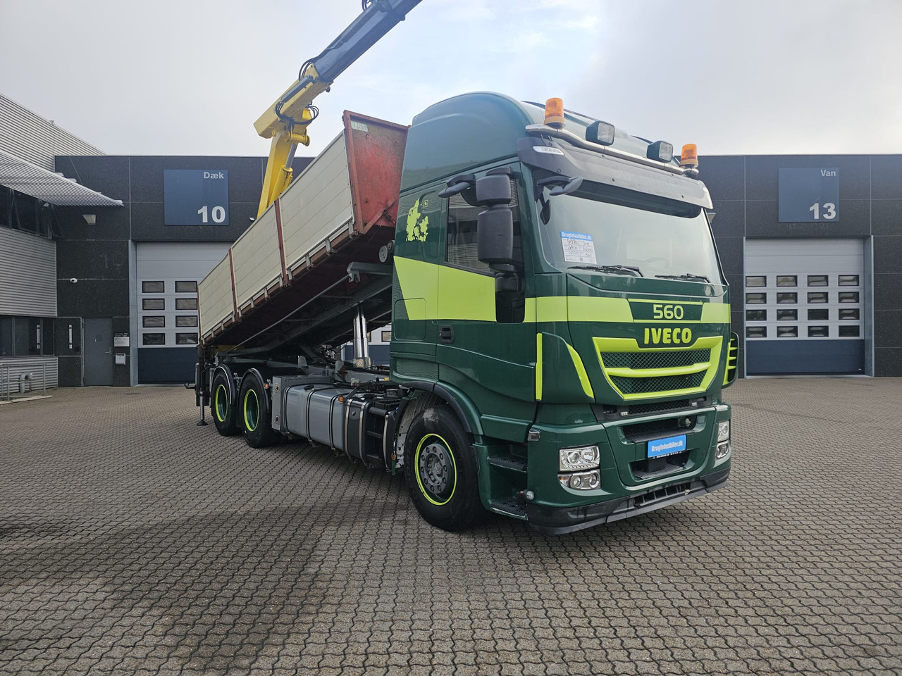 Iveco Stralis 560 6x4 - Транспортер на контејнер/ Камион со променливо тело, Камион со кран: слика 2 Iveco Stralis 560 6x4 - Транспортер на контејнер/ Камион со променливо тело, Камион со кран: слика 2