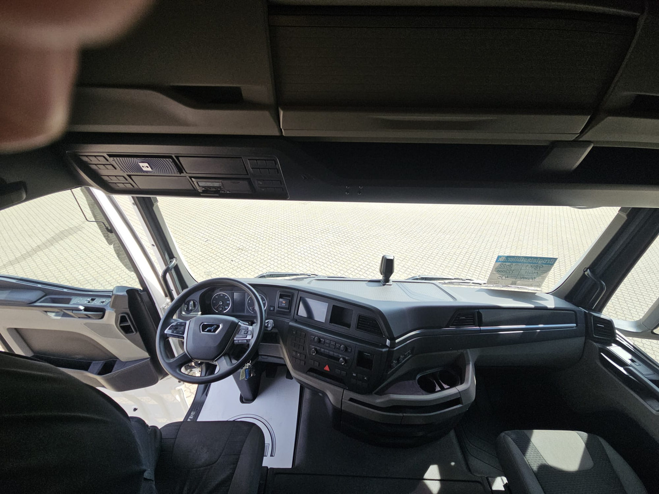 Камион влекач MAN TGX 18.430: слика 14