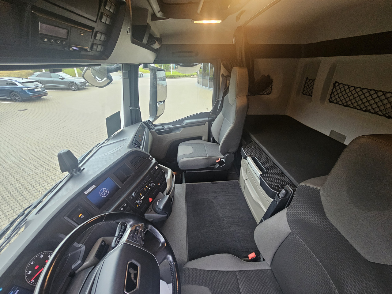 MAN TGL 12.250 - Камион со церада: слика 5 MAN TGL 12.250 - Камион со церада: слика 5