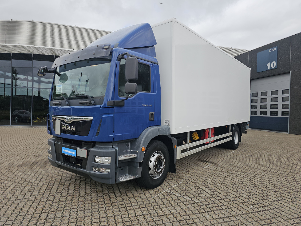 MAN TGM 18.290 - Камион сандучар: слика 1 MAN TGM 18.290 - Камион сандучар: слика 1
