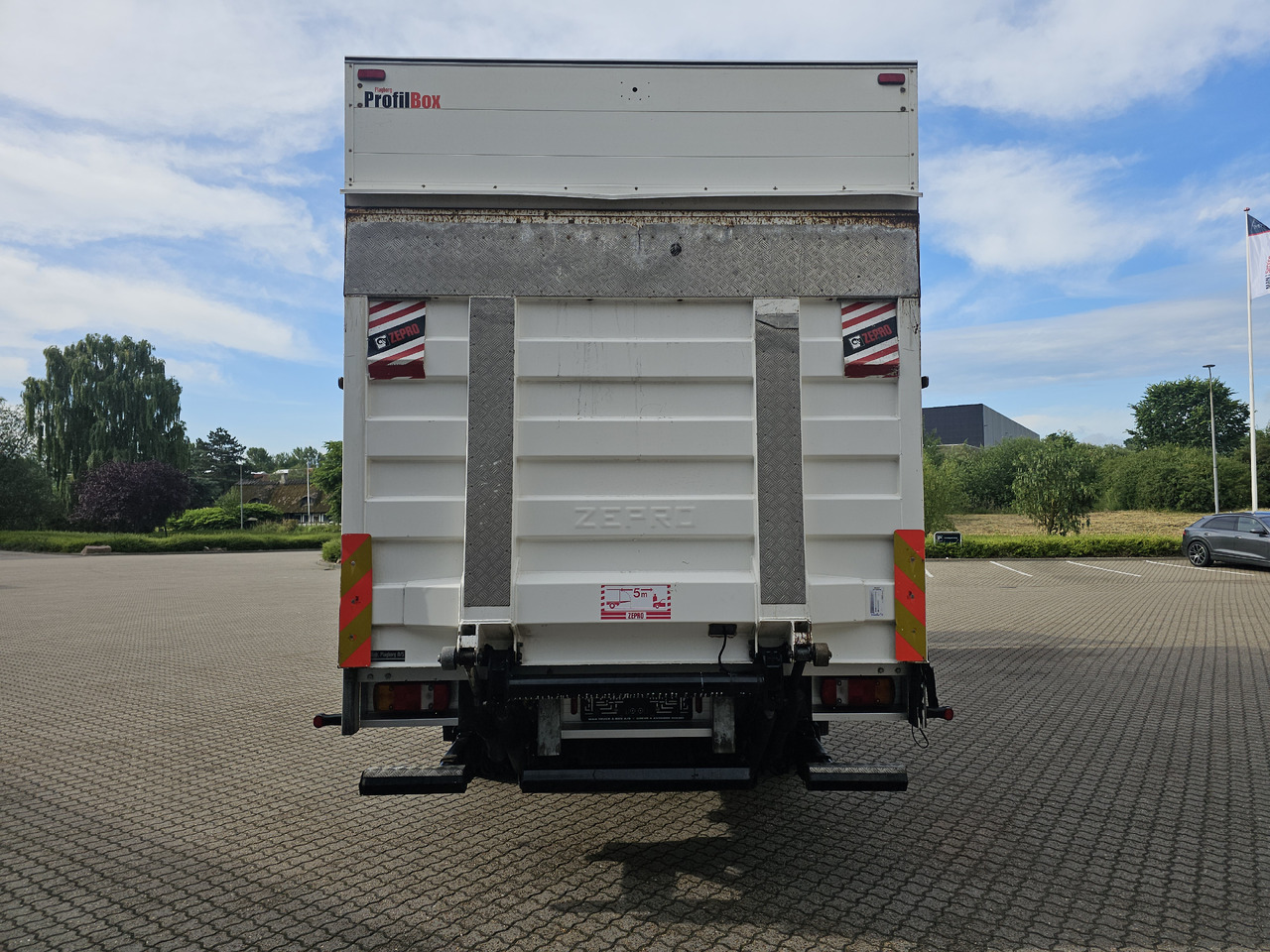 MAN TGM 18.290 - Камион сандучар: слика 4 MAN TGM 18.290 - Камион сандучар: слика 4