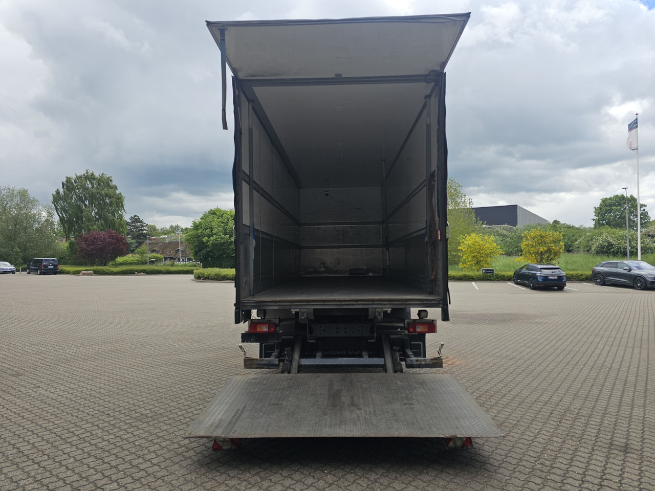 Volvo FM340 - Камион сандучар: слика 5 Volvo FM340 - Камион сандучар: слика 5