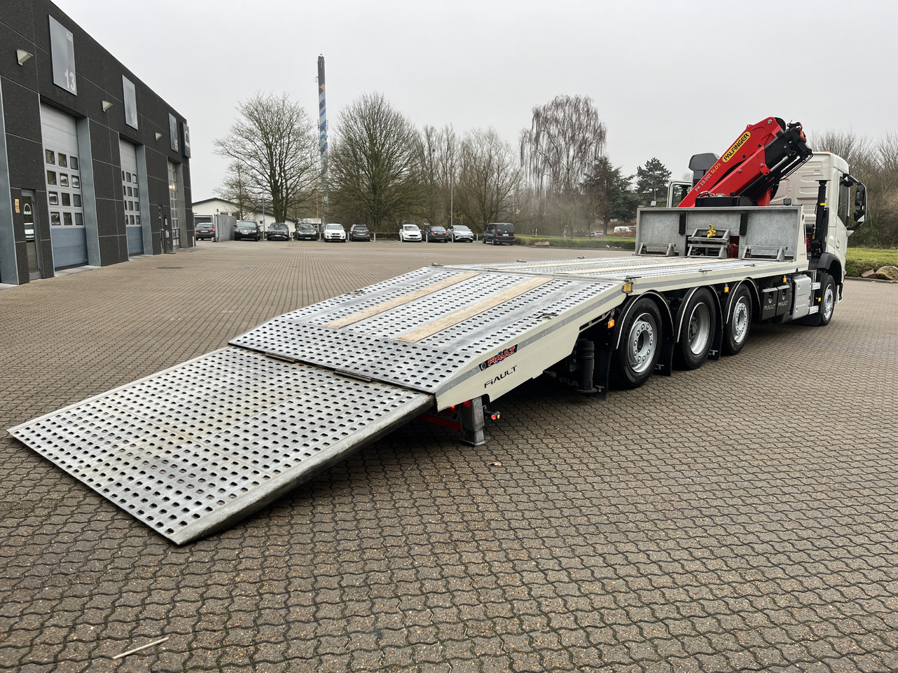 Volvo FM500 - Автотранспортен камион, Камион со кран: слика 3 Volvo FM500 - Автотранспортен камион, Камион со кран: слика 3