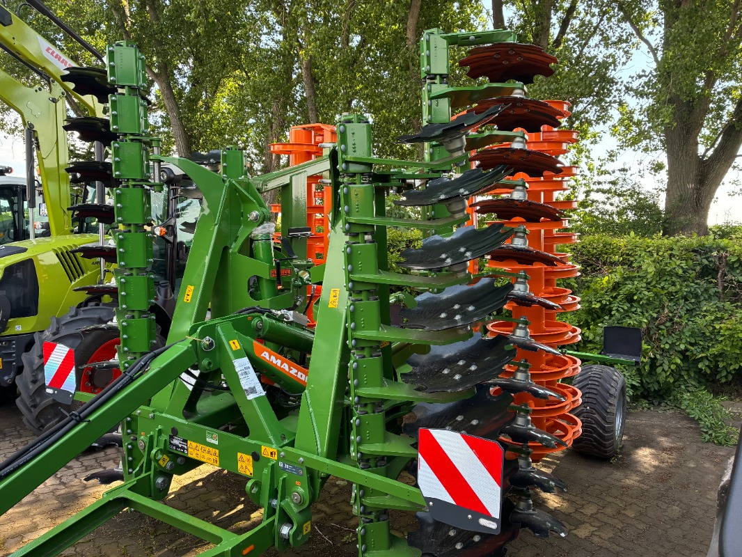Amazone Catros 5002-2 - Ситнач со дискови: слика 5 Amazone Catros 5002-2 - Ситнач со дискови: слика 5