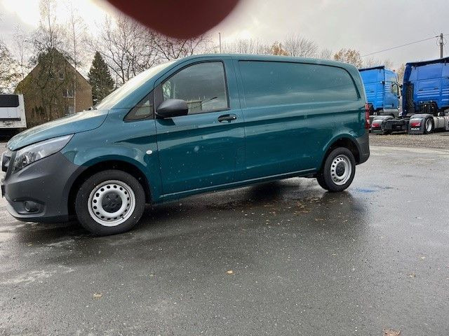Mercedes-Benz Vito Kasten 114/116 CDI, 119 CDI/BT RWD kompakt - Мало комбе: слика 2 Mercedes-Benz Vito Kasten 114/116 CDI, 119 CDI/BT RWD kompakt - Мало комбе: слика 2