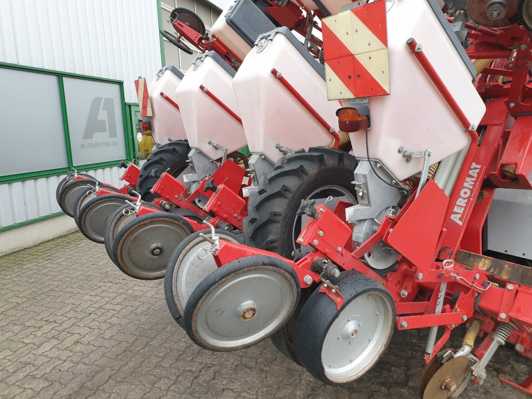 Becker AEROMAT MAXI-LINE - Семенска дупчалка: слика 2 Becker AEROMAT MAXI-LINE - Семенска дупчалка: слика 2