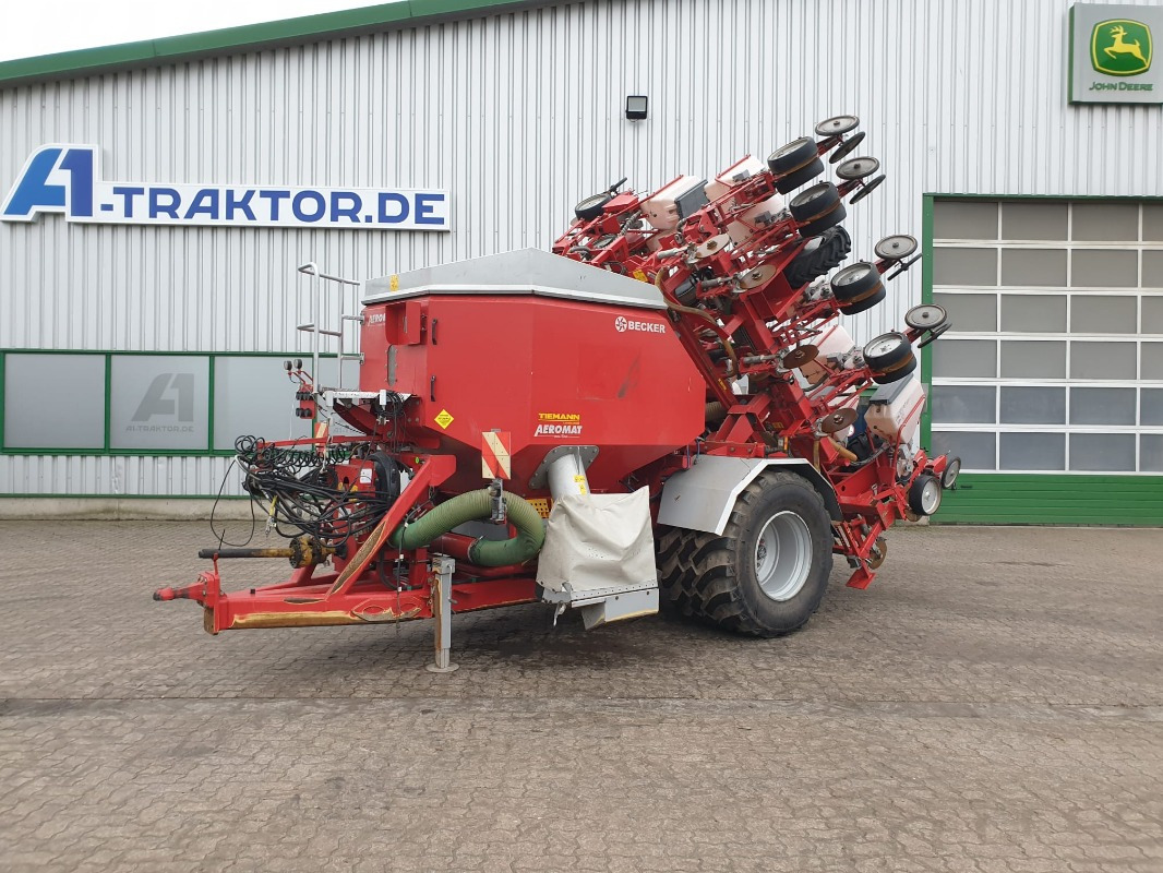 Becker AEROMAT MAXI-LINE - Семенска дупчалка: слика 1 Becker AEROMAT MAXI-LINE - Семенска дупчалка: слика 1