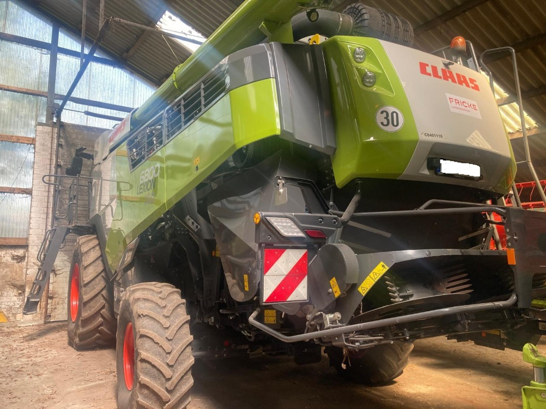 CLAAS Lexion 6800 mit Vario 930 Schneidwerk - Комбајн: слика 1 CLAAS Lexion 6800 mit Vario 930 Schneidwerk - Комбајн: слика 1