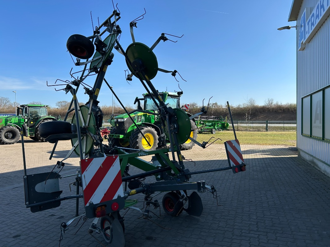 Fendt Lotus 770 - Превртувач и гребло: слика 5 Fendt Lotus 770 - Превртувач и гребло: слика 5