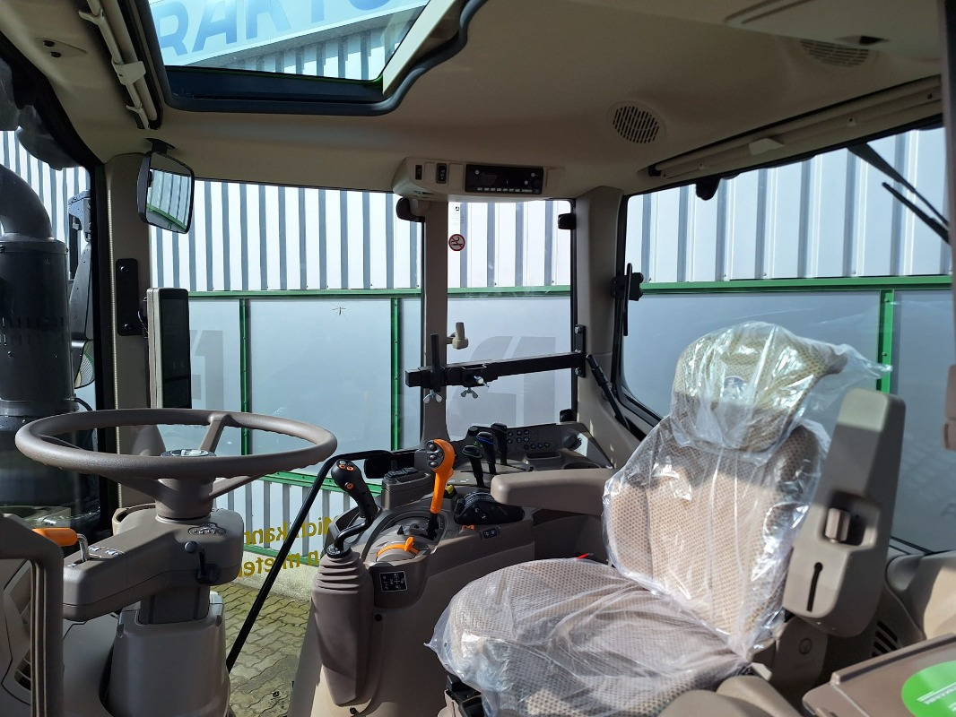 Трактор John Deere 6100M **MIETRÜCKLÄUFER**: слика 7 Трактор John Deere 6100M **MIETRÜCKLÄUFER**: слика 7