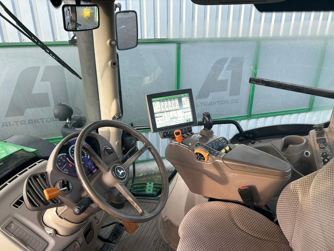 John Deere 6215R - Трактор: слика 4 John Deere 6215R - Трактор: слика 4