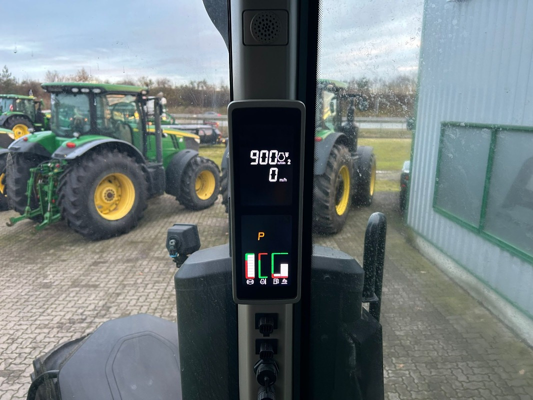 John Deere 7R 330 e23 - Трактор: слика 3 John Deere 7R 330 e23 - Трактор: слика 3