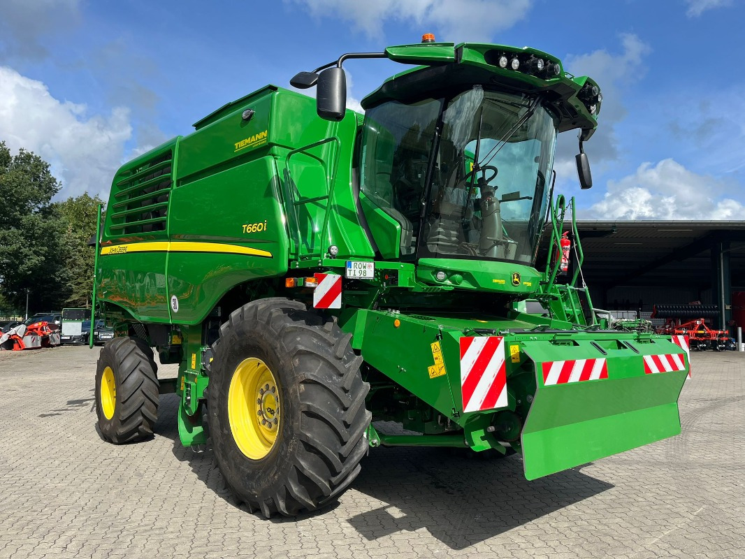 John Deere T660 - Комбајн: слика 2 John Deere T660 - Комбајн: слика 2