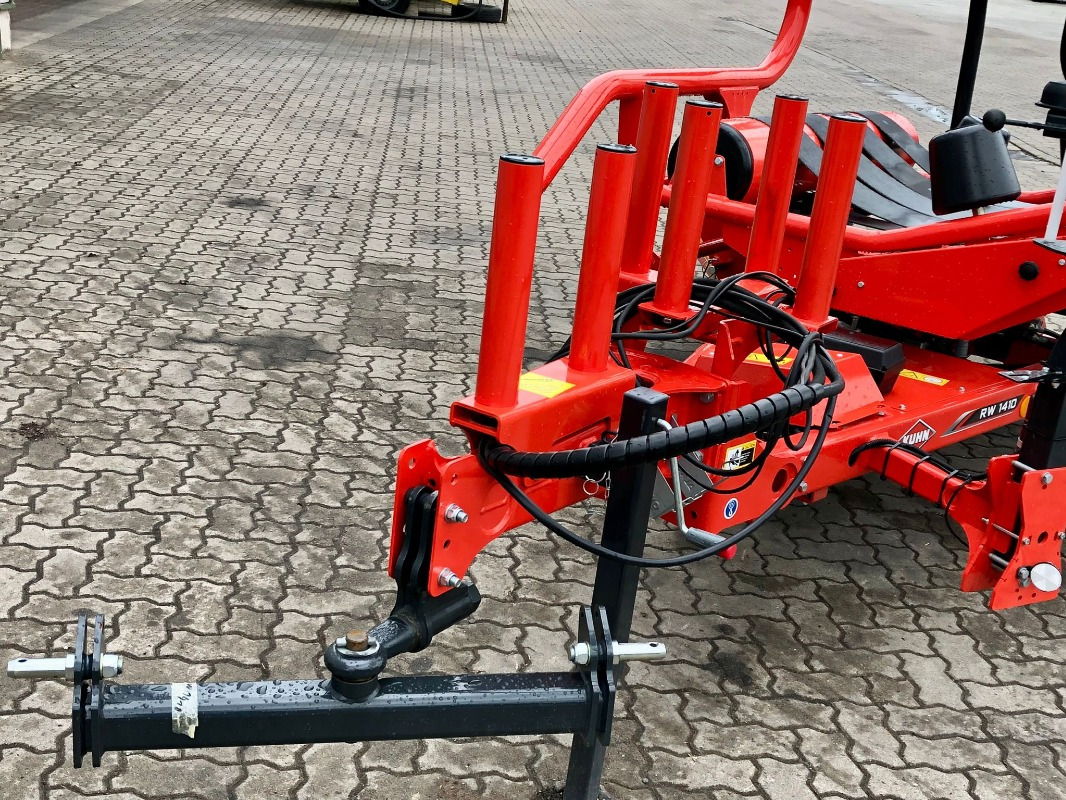 Kuhn RW 1410 C **Sonderpreis** - Обмотувач на бали: слика 5 Kuhn RW 1410 C **Sonderpreis** - Обмотувач на бали: слика 5