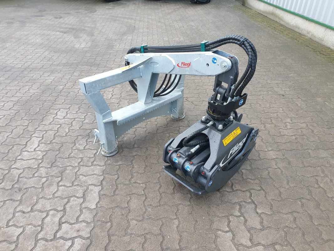 Fliegl RZ 185 COMBI PLUS - Опрема за шумарство: слика 3 Fliegl RZ 185 COMBI PLUS - Опрема за шумарство: слика 3